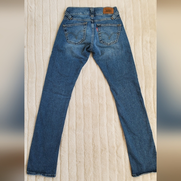 Levi's 504 Slouch Straight Jeans - Picture 3 of 8